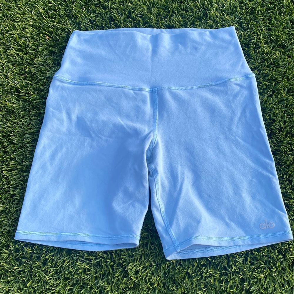 Alo Yoga Light Blue Shorts size small